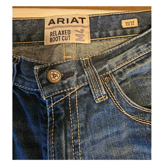 Ariat M4 Relaxed Fit Boot Cut Jeans  Mens 30/32 - Picture 5 of 10
